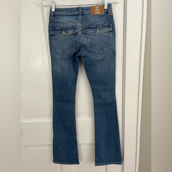 We The Free - Varsity Blues Mid-Rise Slim Boot Cut Flare Jeans Size 24 Western - Picture 7 of 16
